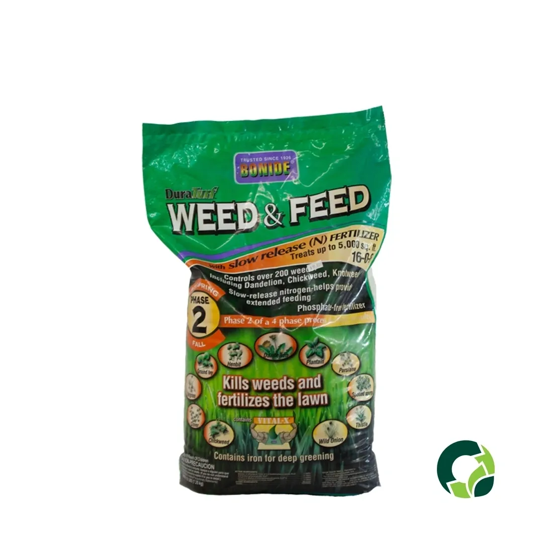 Bag of Scotts Weed & Feed lawn treatment product.